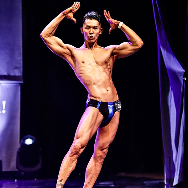 新居正太